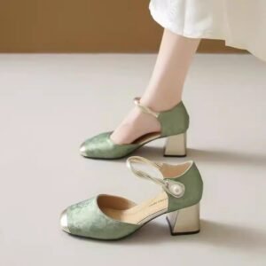 Women's thick heel high heel shoes.